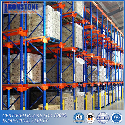 Azionamento ad alta densità conveniente e semplice del magazzino FIFO nel sistema di racking del pallet