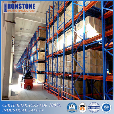 Azionamento ad alta densità conveniente e semplice del magazzino FIFO nel sistema di racking del pallet