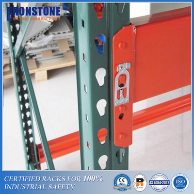 Scaffalature per pallet per teardrop warehouse adatte per pallet standard statunitensi da 40&quot;x48&quot;