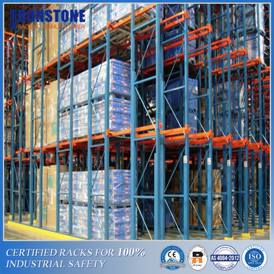 Azionamento del magazzino di conservazione frigorifera nel sistema di racking del pallet