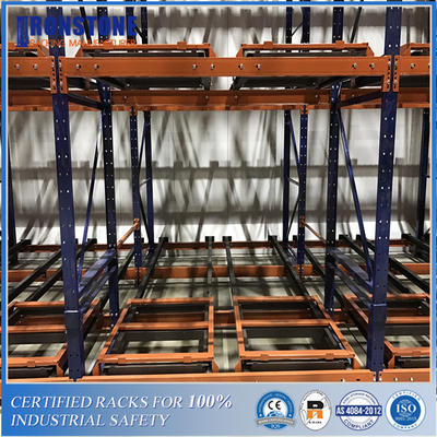 Scaffalature push-back flessibili per celle frigorifere