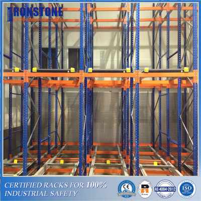 Il magazzino respinge il sistema di racking del pallet per stoccaggio flessibile